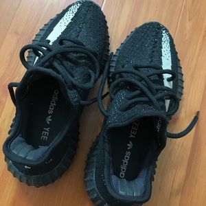 Yeezy Boost V2 Oreo